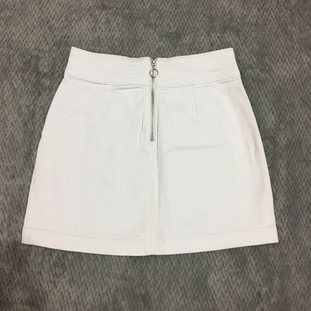 F21 White Zip Up Skirt NWOT